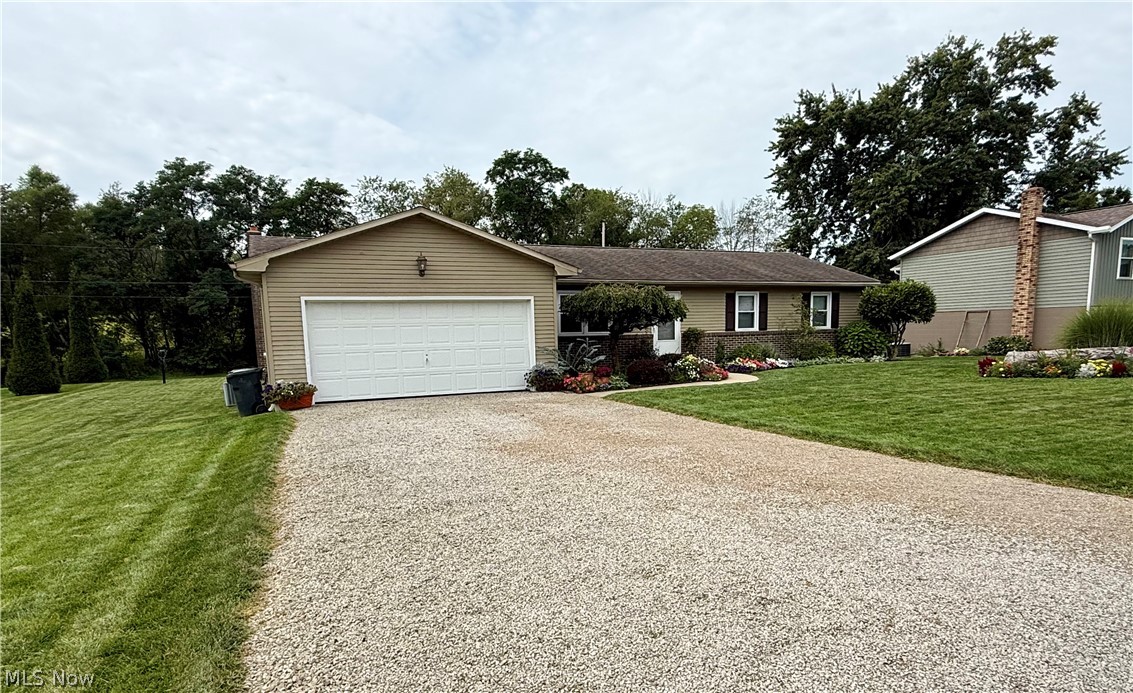 806 Geneva Street SW Sugarcreek OH 44681