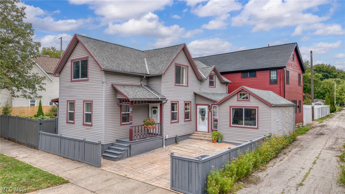 3216 Chatham Avenue Cleveland OH 44113