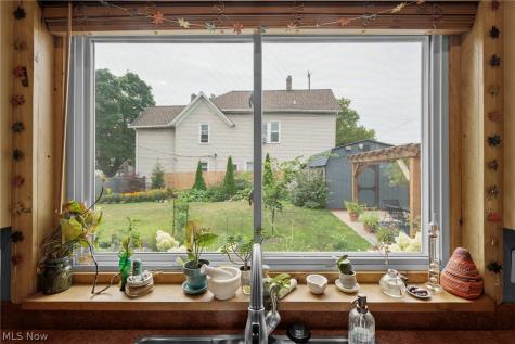 3216 Chatham Avenue Cleveland OH 44113