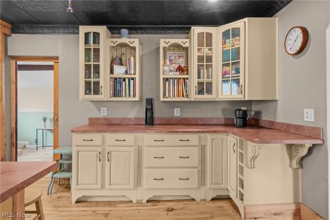 3216 Chatham Avenue Cleveland OH 44113