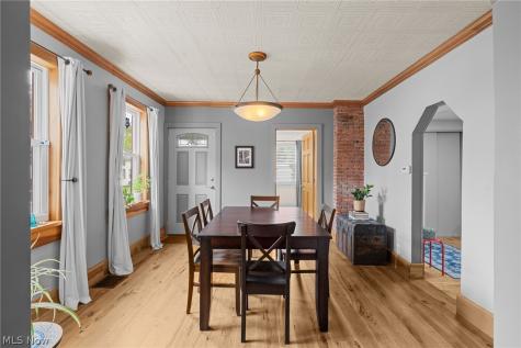 3216 Chatham Avenue Cleveland OH 44113