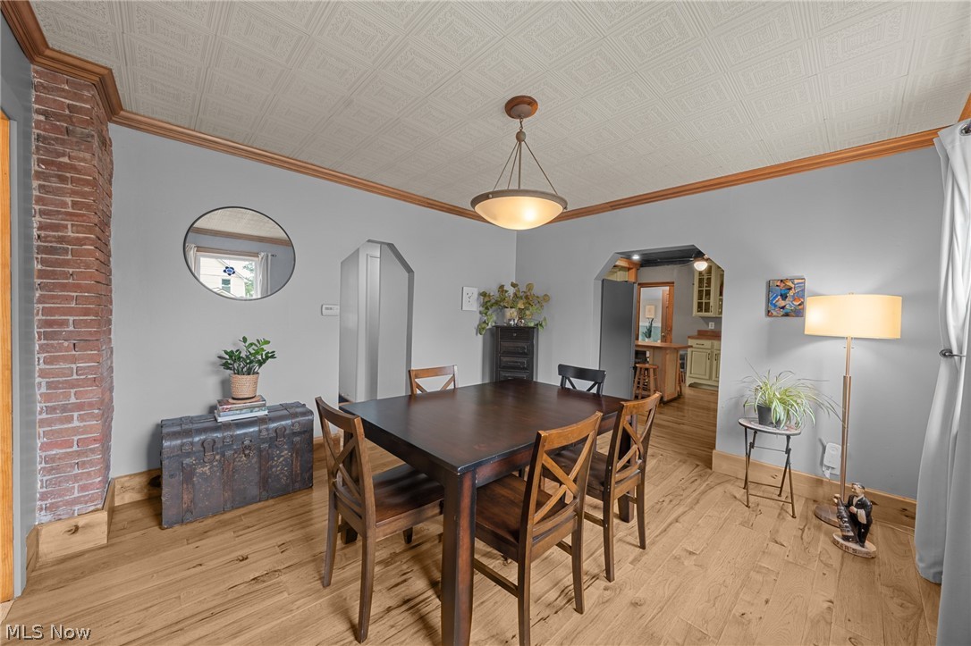 3216 Chatham Avenue Cleveland OH 44113