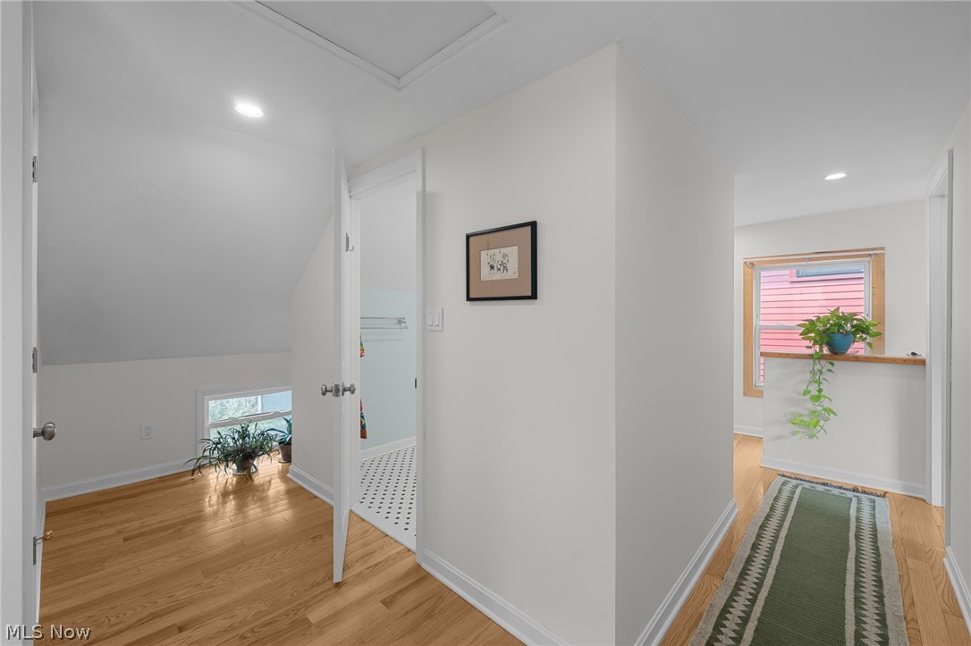 3216 Chatham Avenue Cleveland OH 44113