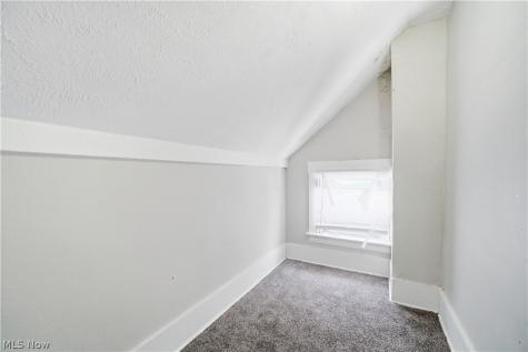 15901 Pythias Avenue Cleveland OH 44110