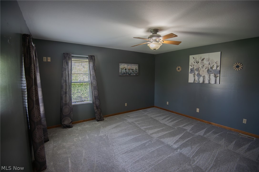 215 N Turner Road Austintown OH 44515