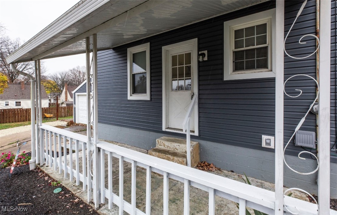 493 Brewer Avenue Akron OH 44305