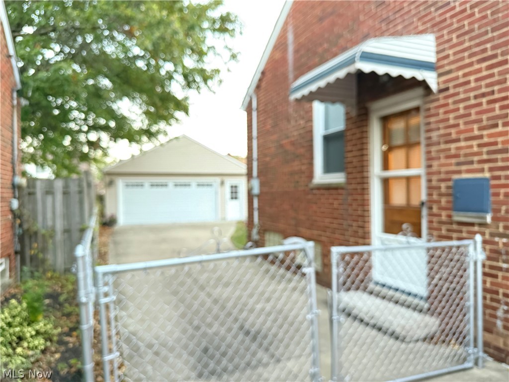 5710 Hampstead Avenue Parma OH 44129