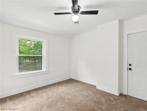 4802 Edgepark Drive Garfield Heights OH 44125