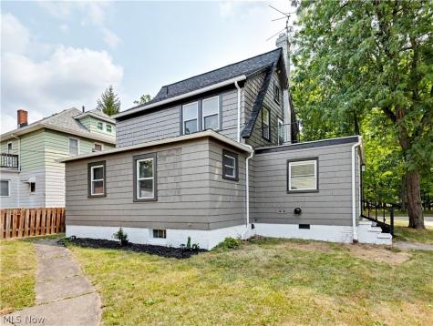 4802 Edgepark Drive Garfield Heights OH 44125