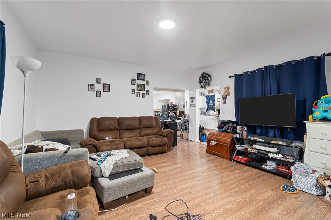 216 W Pennsylvania Avenue Sebring OH 44672