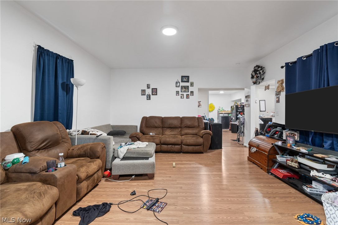 216 W Pennsylvania Avenue Sebring OH 44672