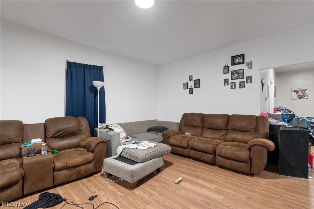 216 W Pennsylvania Avenue Sebring OH 44672