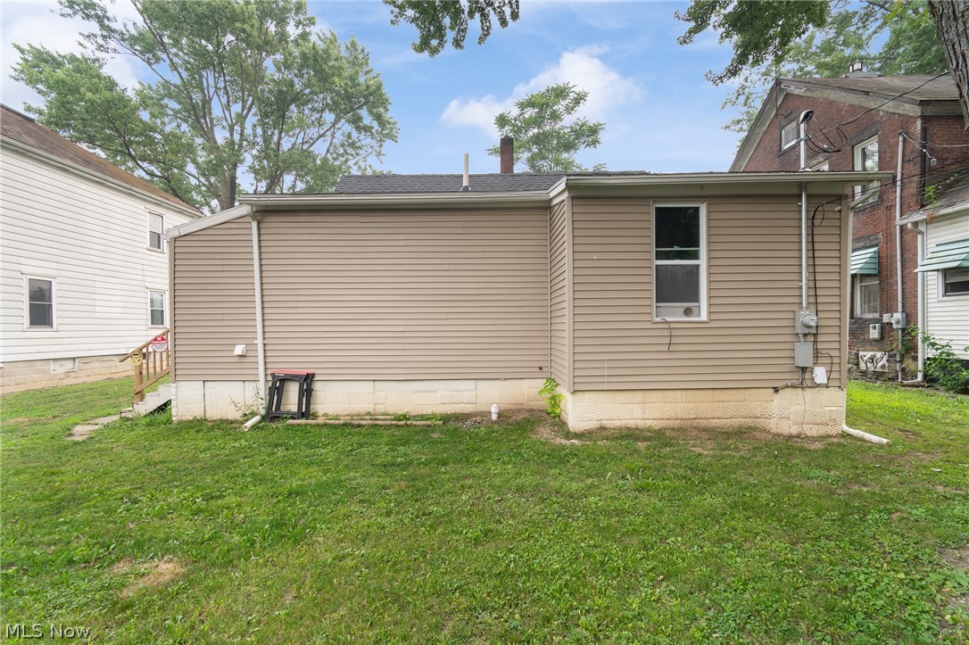216 W Pennsylvania Avenue Sebring OH 44672