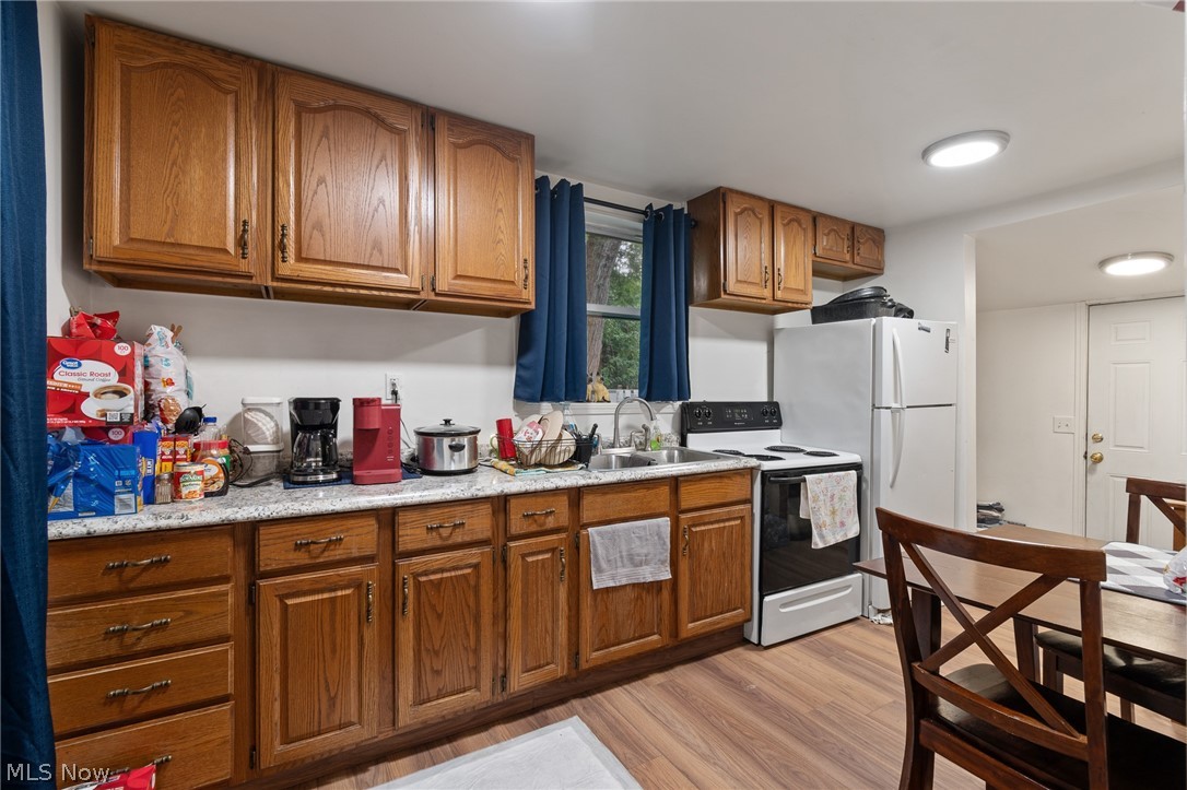216 W Pennsylvania Avenue Sebring OH 44672