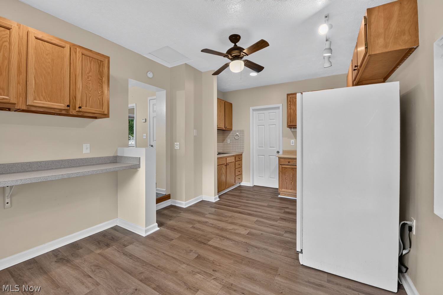 141 Oakwood Street Barberton OH 44203