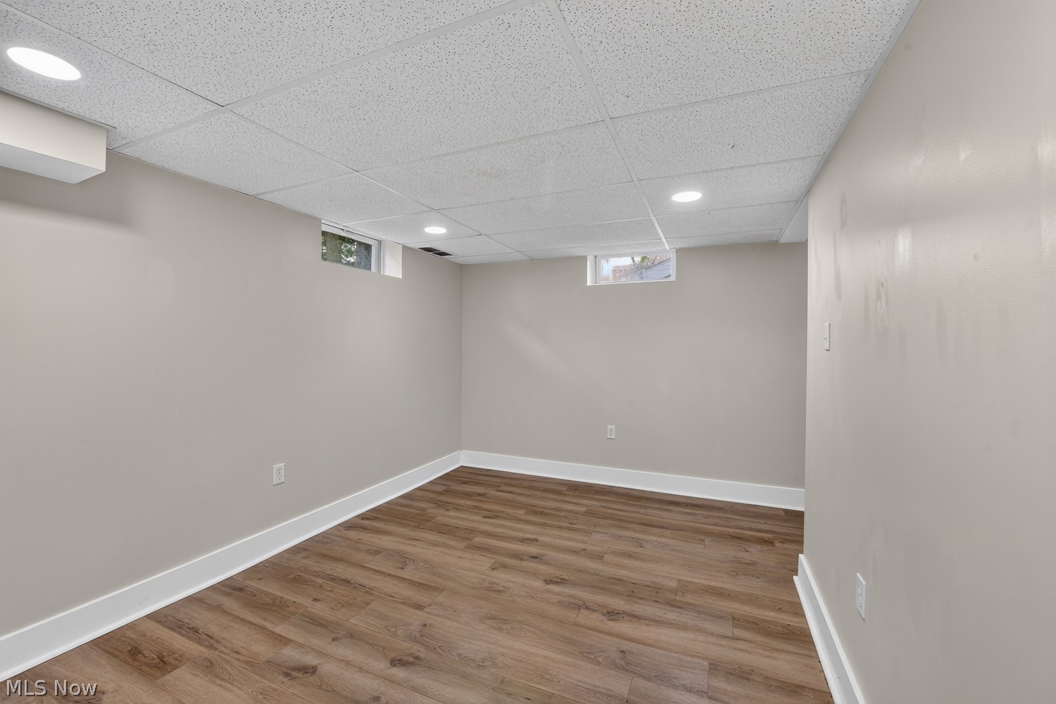 141 Oakwood Street Barberton OH 44203