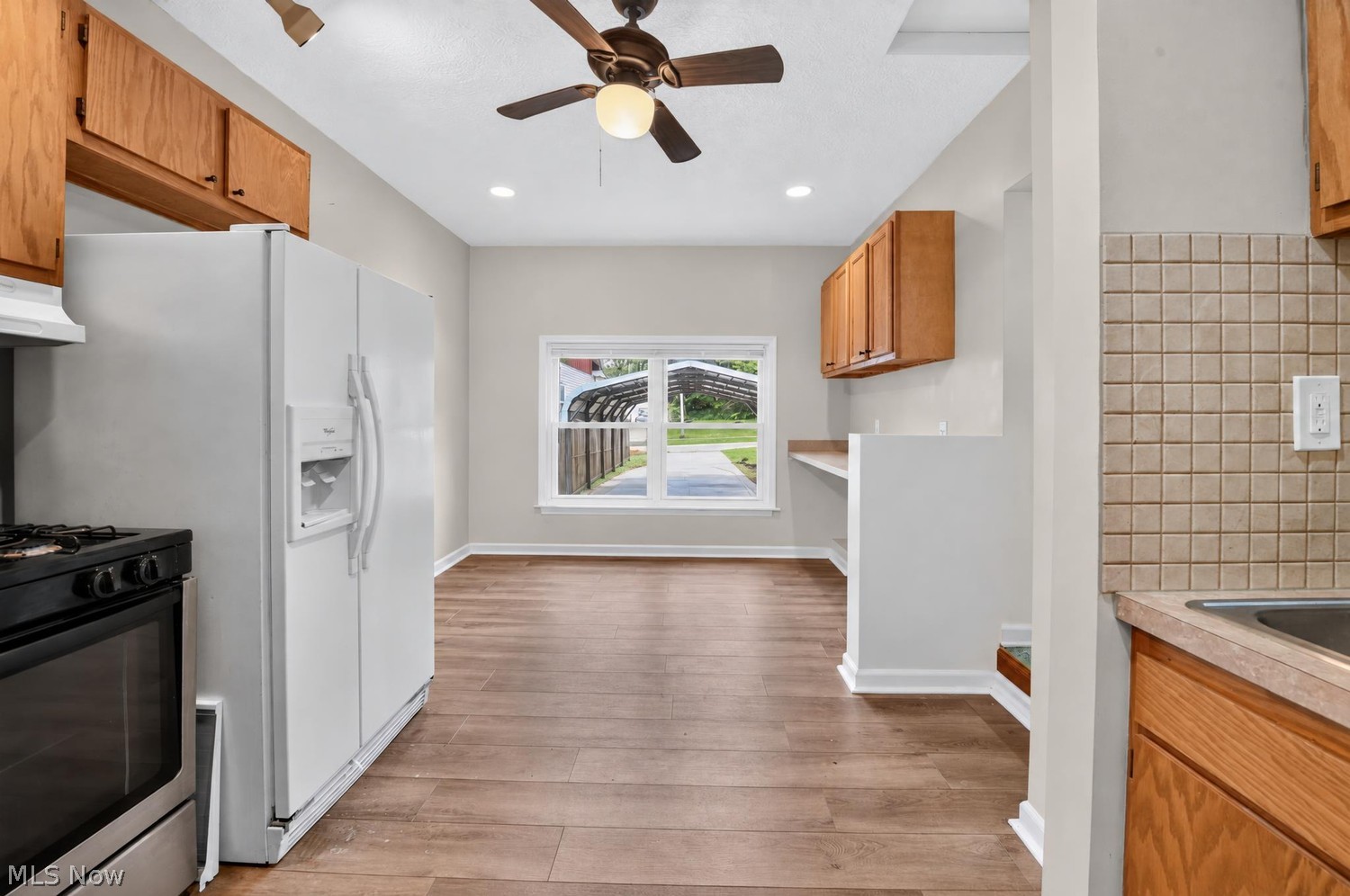 141 Oakwood Street Barberton OH 44203