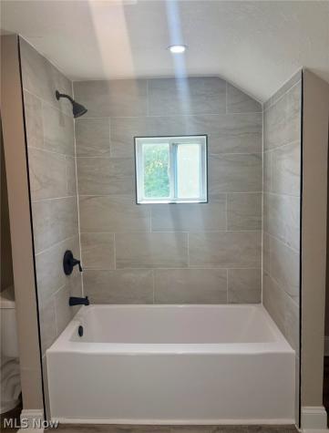 38 Belmont Avenue Niles OH 44446