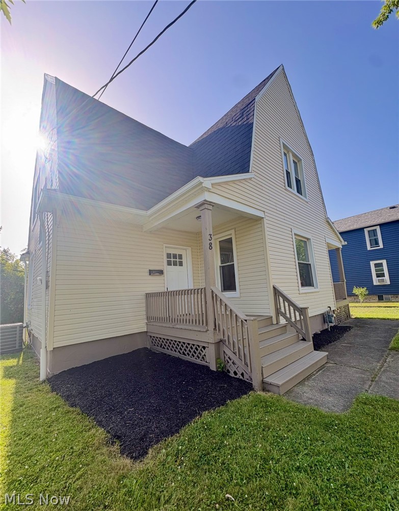 38 Belmont Avenue Niles OH 44446