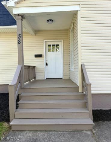38 Belmont Avenue Niles OH 44446