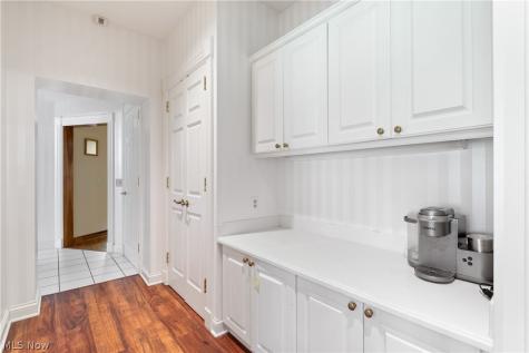 2520 Glenmont Road NW Canton OH 44708