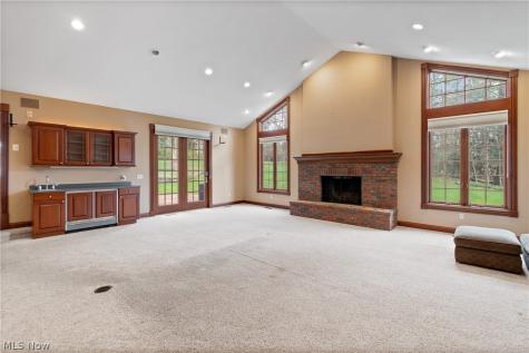 2520 Glenmont Road NW Canton OH 44708