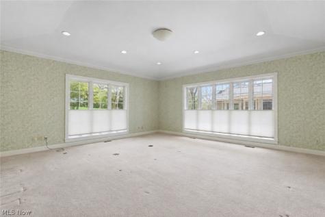 2520 Glenmont Road NW Canton OH 44708