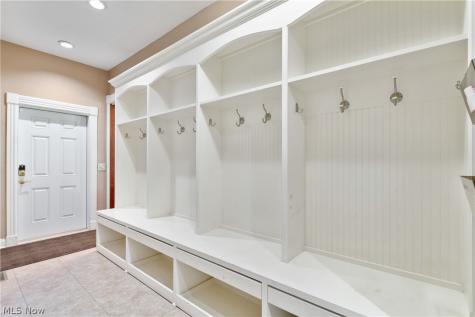 2520 Glenmont Road NW Canton OH 44708