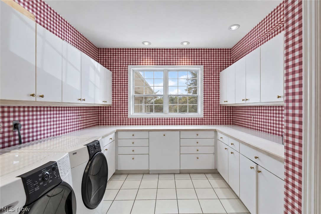 2520 Glenmont Road NW Canton OH 44708