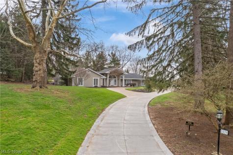 2520 Glenmont Road NW Canton OH 44708