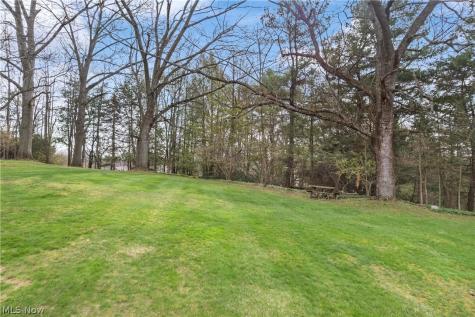 2520 Glenmont Road NW Canton OH 44708