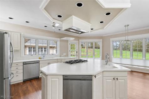 2520 Glenmont Road NW Canton OH 44708