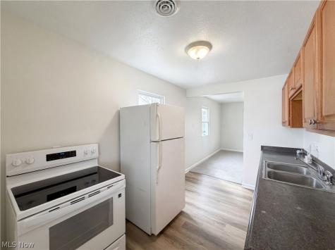 409 Wesley Avenue Elyria OH 44035