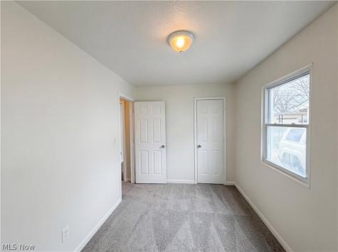 409 Wesley Avenue Elyria OH 44035