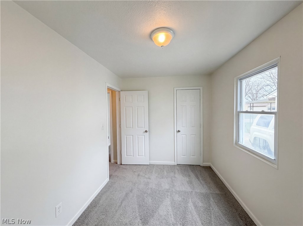 409 Wesley Avenue Elyria OH 44035