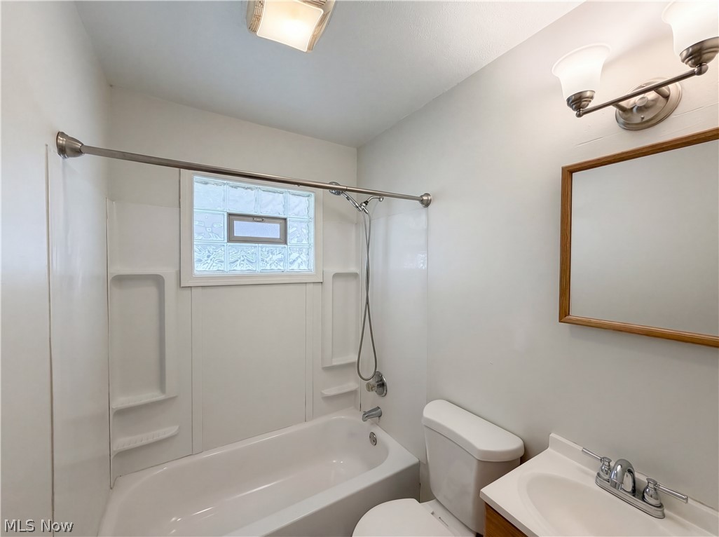 409 Wesley Avenue Elyria OH 44035