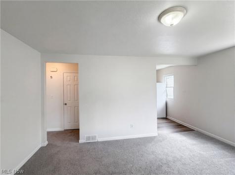 409 Wesley Avenue Elyria OH 44035