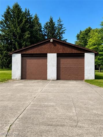 1359 W Sprague Road Broadview Heights OH 44147