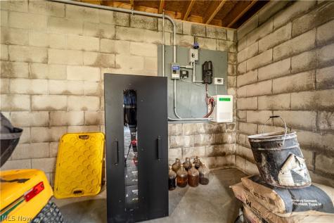 3657 E Moreland Road Fredericksburg OH 44627
