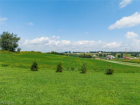 3657 E Moreland Road Fredericksburg OH 44627