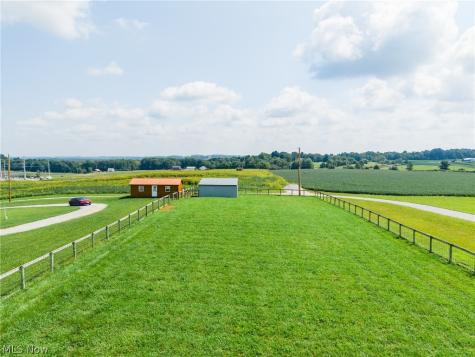 3657 E Moreland Road Fredericksburg OH 44627