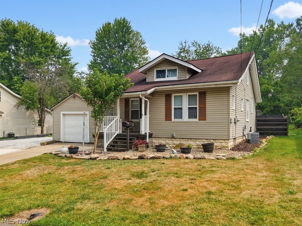 1520 22nd Street NE Canton OH 44714