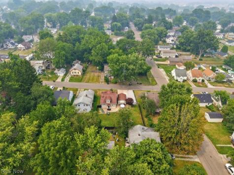 1520 22nd Street NE Canton OH 44714
