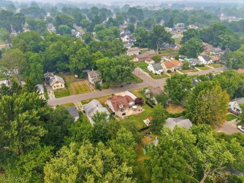 1520 22nd Street NE Canton OH 44714