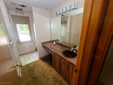 32555 Schooner Court Avon Lake OH 44012