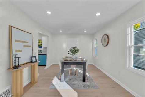 1163 Pennfield Road Cleveland Heights OH 44121