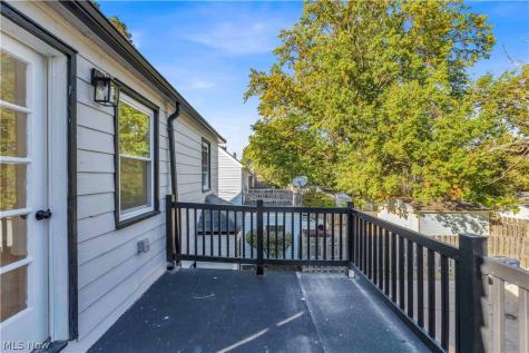 1163 Pennfield Road Cleveland Heights OH 44121