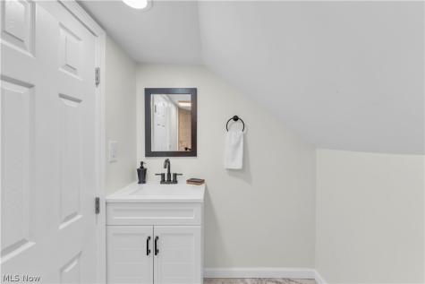 1163 Pennfield Road Cleveland Heights OH 44121