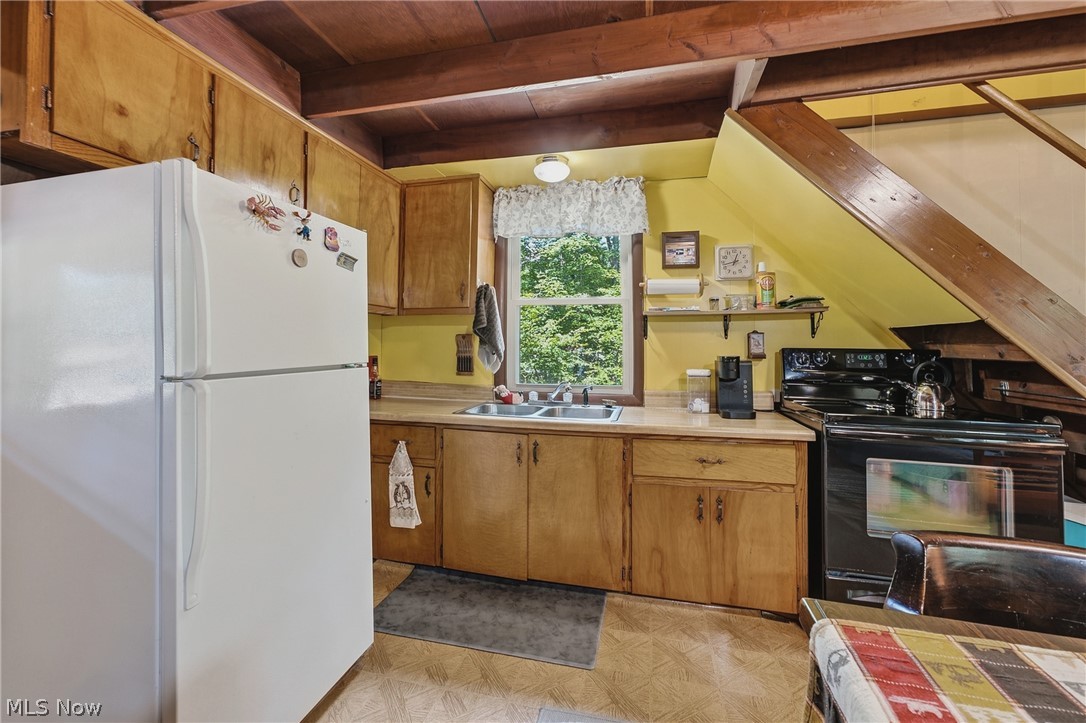 33065 Akron Boat Club Road Piedmont OH 43983