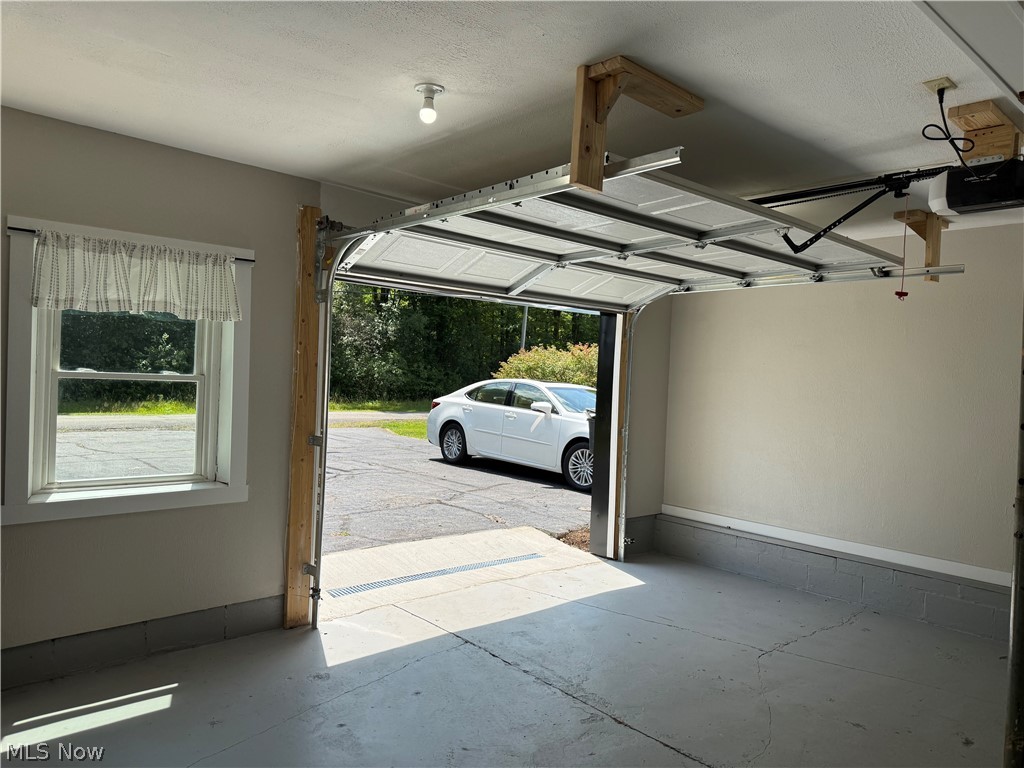 1365 Jewel Bay Road Cortland OH 44410